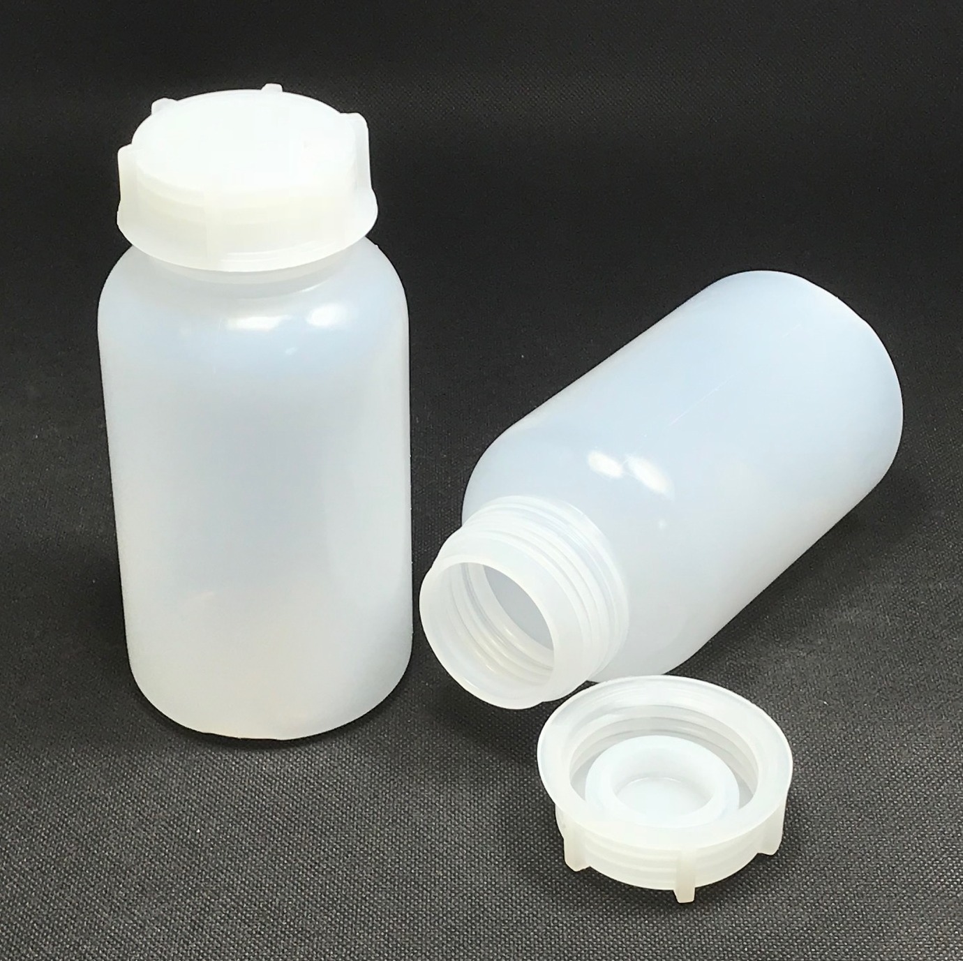Replacement powder containers